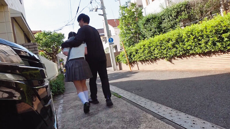 「南日菜乃 中出し パイパン美少女の三つ編み貧乳娘と禁断の密室プレイ 146cm微乳ロリ系女優」のサンプル画像10枚目