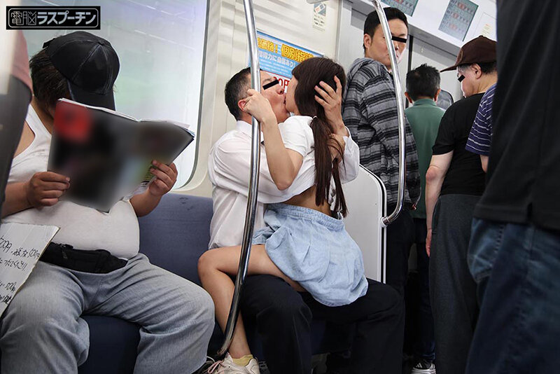 「沙優七羽の中出しハメ撮り動画|小柄美少女との濃密プライベート映像が話題」のサンプル画像9枚目