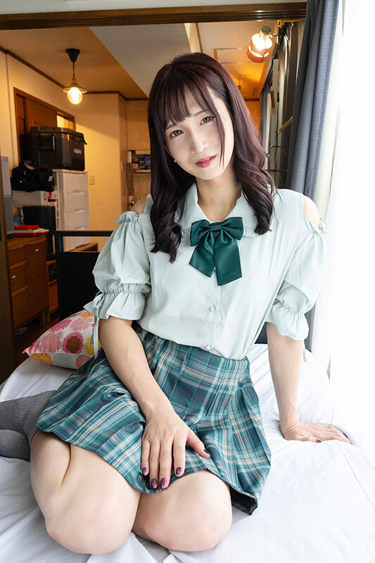 「素人ニューハーフMINATOのアナルセックス13連発！女装コスプレイヤーの絶倫プレイ」のサムネイル