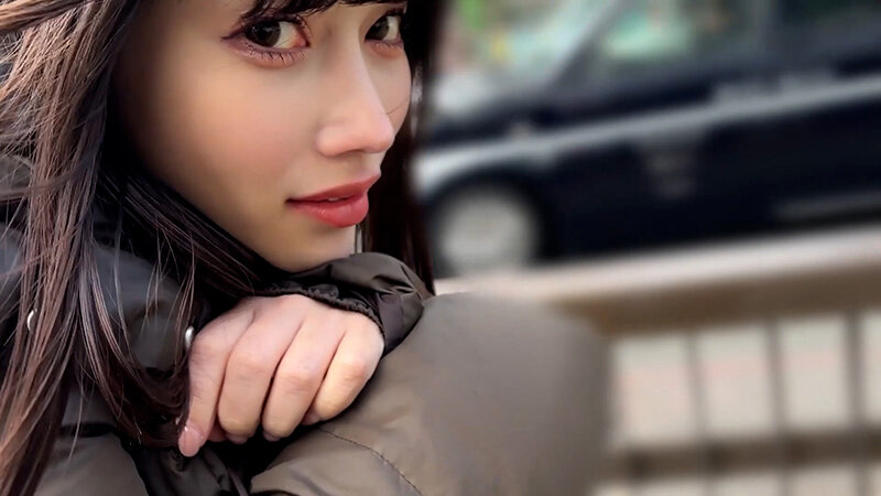 「【素人ナンパ】お姉さん系アパレル店員ひなみちゃんをくすぐり体験！街角声かけ企画」のサムネイル