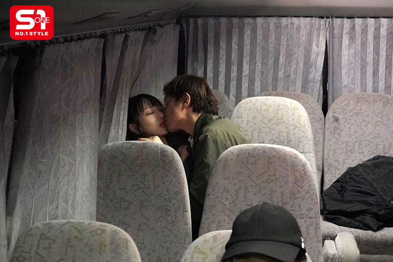 「石田佳蓮が辱めを受ける元アイドル作品｜スレンダー美女の芸能人プレイが話題」のサンプル画像4枚目