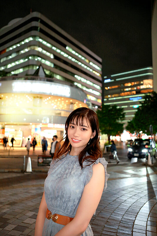 「【素人人妻】巨乳美人妻がTバック姿で魅せる大胆プレイ|欲求不満な主婦の本気セックス」のサンプル画像9枚目