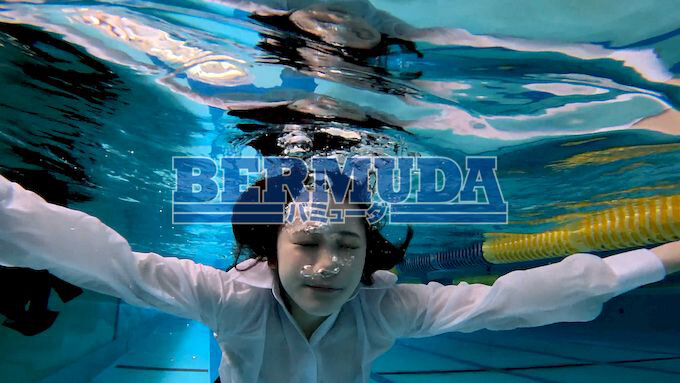 「天馬ゆい×小野寺舞のOLレズビアン!ビジネススーツ姿で濃厚キス&パンチラに興奮」のサンプル画像2枚目