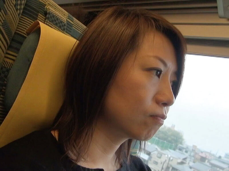 「【熟女】艶やかな和服姿の美熟女が魅せる人生紀行~浴衣の奥に秘めた情欲~【AIリマスター】」のサンプル画像2枚目