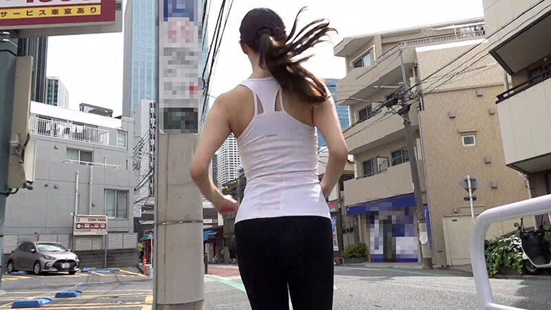 「水端あさみ・柏木こなつら人妻4人の不倫セックス!巨乳長身妻たちの禁断プレイ」のサンプル画像10枚目