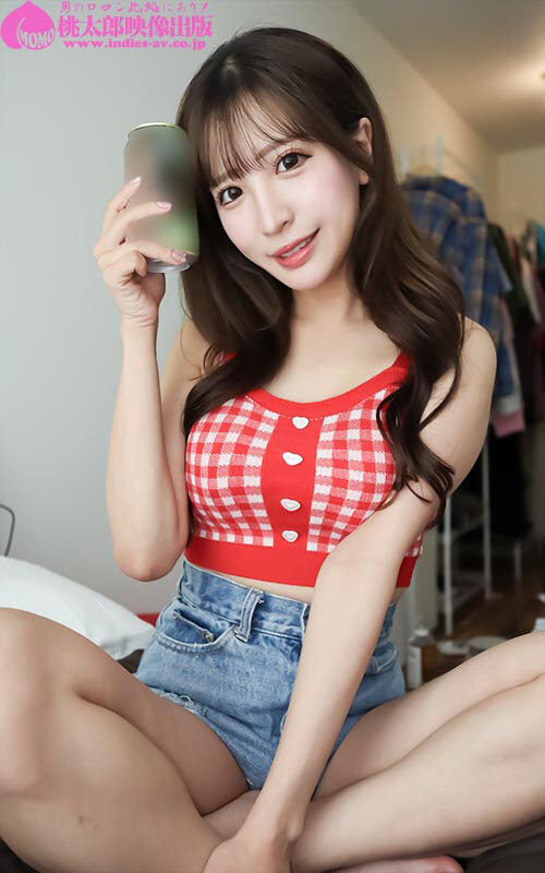 「小那海あやのいちゃラブ濃厚プレイ｜パイパンスレンダー美女とごっくん中出し接吻で過ごす特別な一夜」のサムネイル