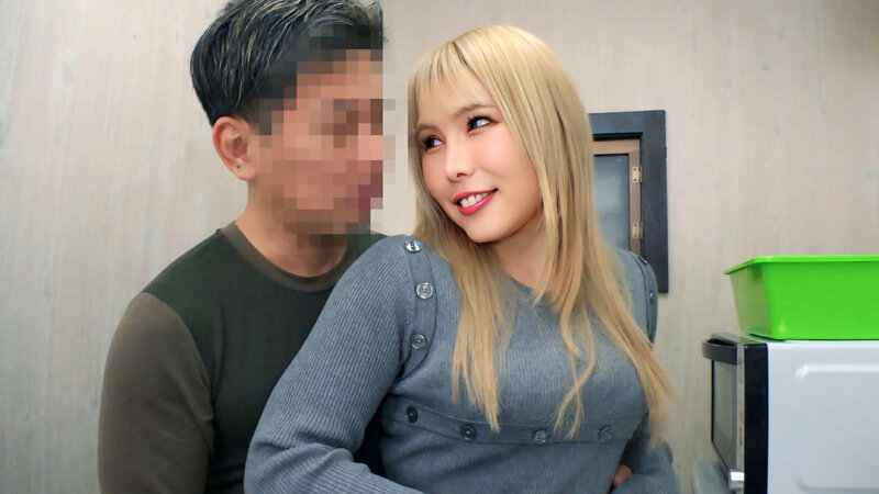 「人妻OL×社内不倫NTR 部下と同僚の禁断フェラ&中出し性交映像20名収録」のサンプル画像6枚目