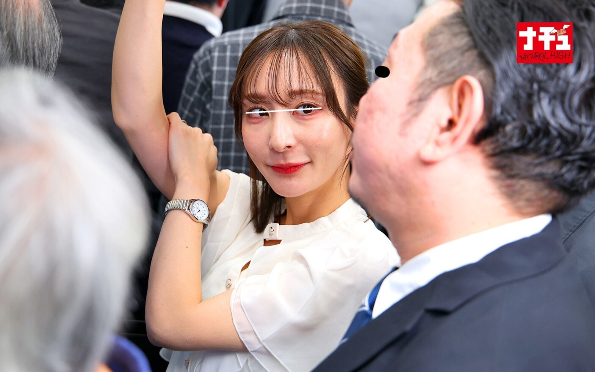 「パンティ越し指マン羞恥 3 言い訳できないほど愛液で濡れた巨尻を震わせイキ乱れる美熟女」のサンプル画像8枚目