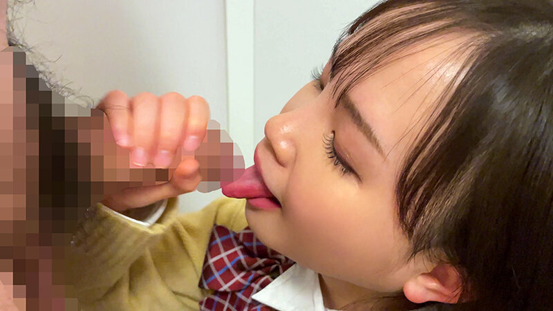 「【待って赤ちゃん出来ちゃうよ…】奇跡の超ミニマムろり娘。狭すぎて中は真空!?パイパン縦筋マ●コでおじさん精子を受け入れる!!美しい天使【個人撮影】」のサンプル画像19枚目