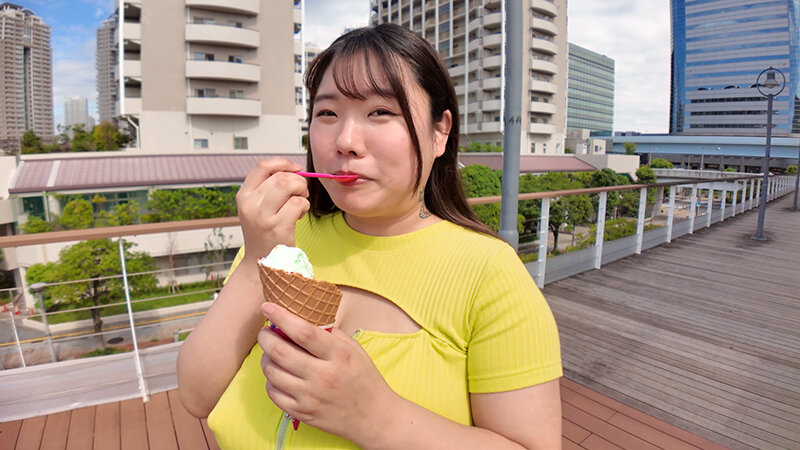 「華澄結愛×西村ニーナ 巨乳美女のレズビアン&野外露出プレイ 中出しベスト4時間」のサンプル画像9枚目