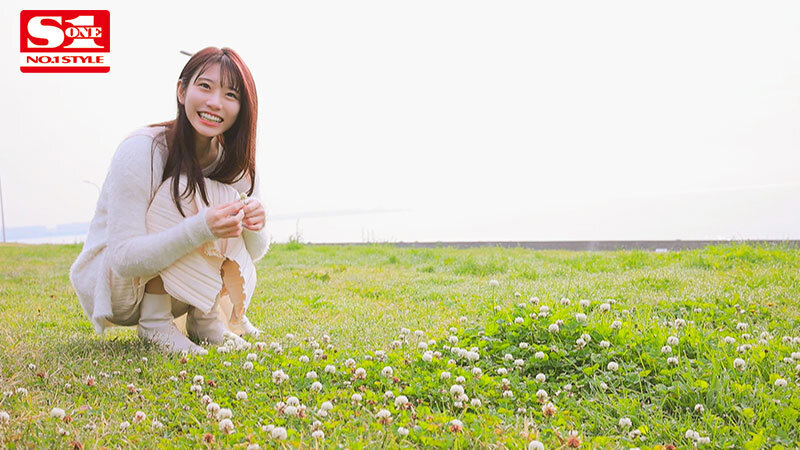 「【河北彩花】スレンダー美女のプライベートハメ撮り映像|濃厚フェラ&密着セックス完全収録」のサンプル画像2枚目