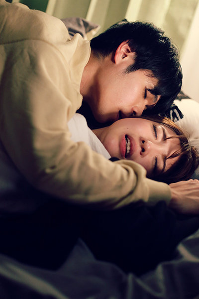 「水戸かな×かなで自由×及川大智『恋のはじめかた』巨乳カップルの甘い恋愛ドラマ【フル動画】」のサンプル画像12枚目