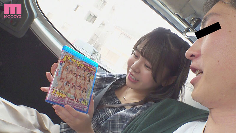 「柏木こなつが魅せる濃厚キス・接吻&手コキテクニック|温泉旅行で密着プレイ」のサンプル画像9枚目