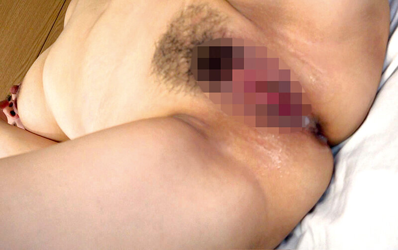 「【美原すみれ】巨乳人妻が羞恥プレイで乱れる!夫の留守中に中出しされる熟女妻の背徳セックス」のサンプル画像19枚目