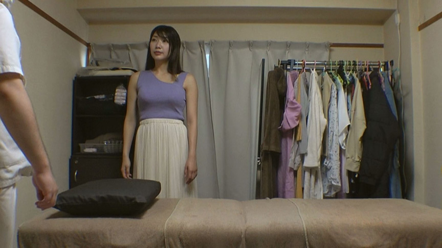 「永野鈴のオイルマッサージで感じすぎて中出し懇願!興奮エステ体験【素人企画】」のサンプル画像3枚目