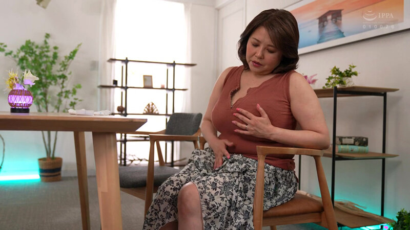 「寺島志保が中出しで乱れる!巨乳熟女人妻の本気イキ姿がエロすぎる濃厚セックス」のサンプル画像14枚目