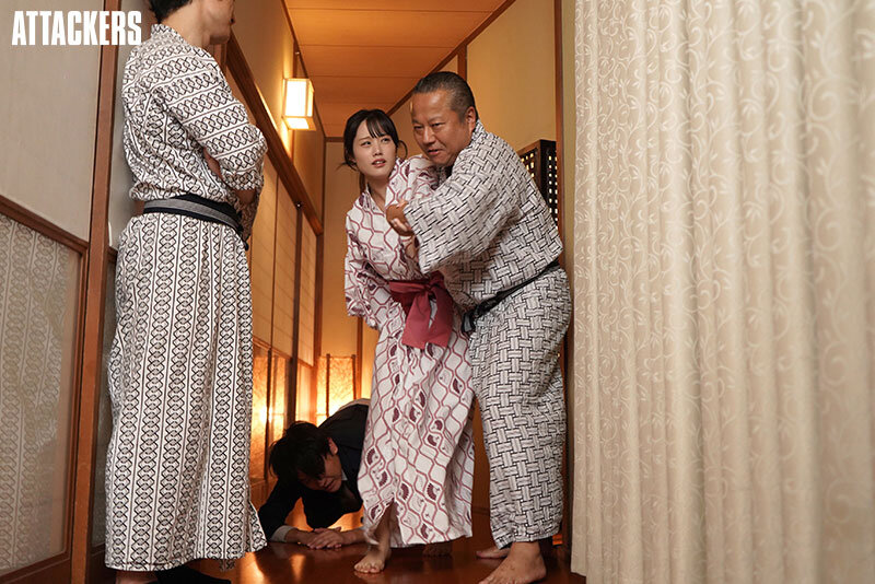 「神木彩が浴衣姿で寝取られる3P動画|同僚の彼女が出張先旅館でNTRされる衝撃作」のサンプル画像7枚目