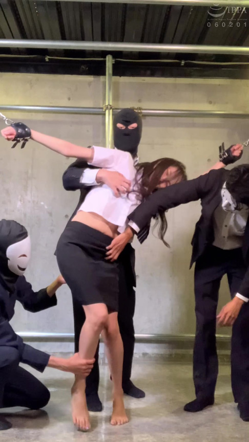 「真木今日子のくすぐりプレイ動画｜TICKLE PRODUCTION THRILLで悶絶する姿が話題」のサムネイル