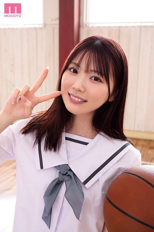 「石川澪のスク水フェラが激エロ!スレンダー美少女とプールサイドで濃厚不倫SEX」のサムネイル