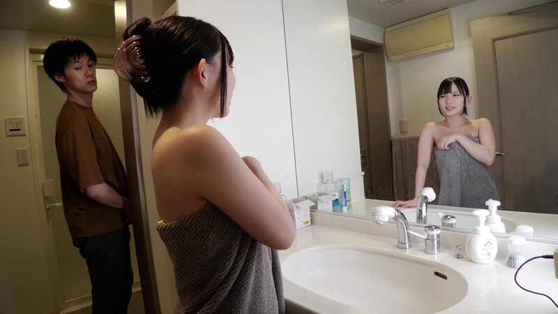 「南日菜乃 幼なじみが童貞のセックス練習相手に！パイパン制服美少女との中出しNTR」のサムネイル