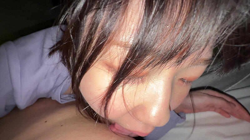 「【谷田かりな】素人お姉さんをナンパ!自撮り顔舐め&匂い嗅ぎの個人撮影動画」のサンプル画像4枚目