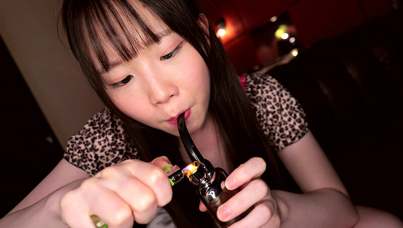 「藤田ゆず 美少女素人のハメ撮り中出しフェラ動画｜媚薬で感度抜群の激カワ彼女」のサムネイル