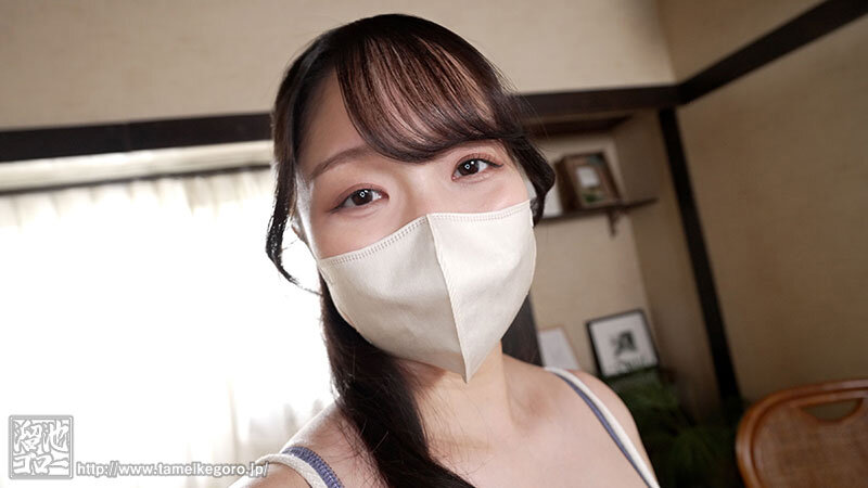 「巨乳マスク妻がローションプレイで感じまくる!巨尻×巨乳フェチ必見の悶絶映像」のサンプル画像2枚目