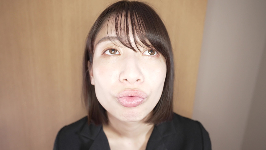 「【湊波流】【口腔フェチ】歯と舌の接写観察プレイ|変態紳士の匂いチェック動画【マニアック】」のサンプル画像12枚目