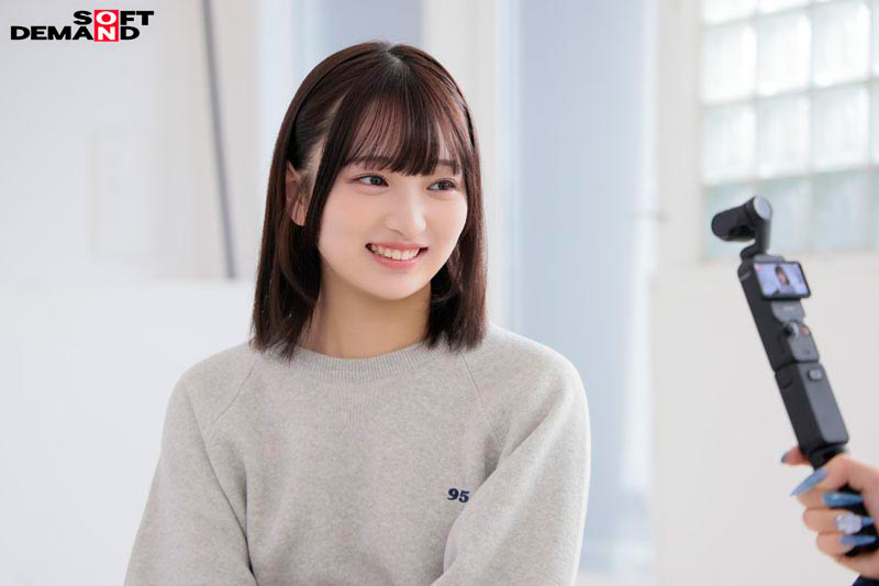 「【18歳絶頂開発】おとえりが行くところに男優有！おもちゃ・チ●ポでず～っと責め続けられる1日 音田絵凛」のサムネイル