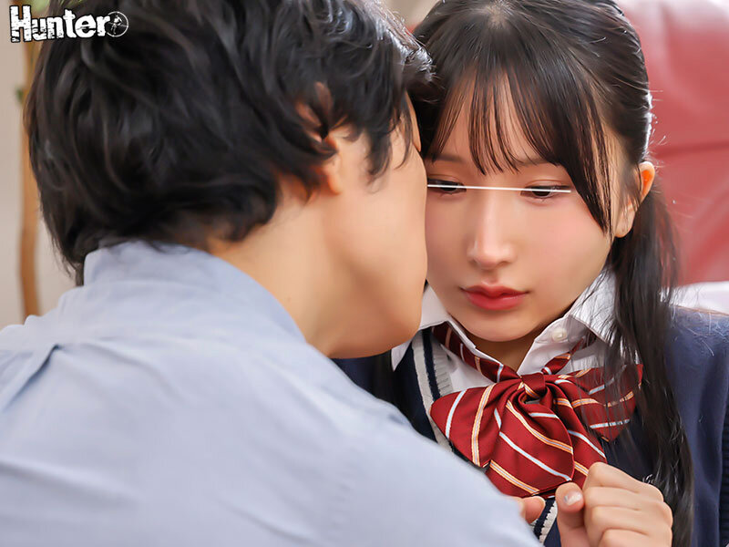 「【女子校生】彼女の横で親友に中出し！フェラ・騎乗位・バックでスローピストン寝取りセックス」のサンプル画像4枚目