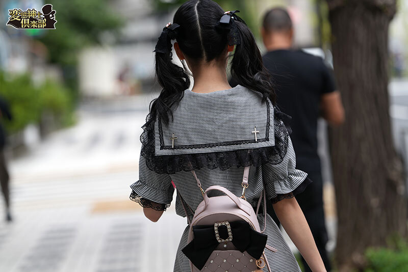 「地雷系女子大生の盗撮映像!オタク系JDとデカチン男の激しい中出しプレイ完全収録」のサンプル画像10枚目