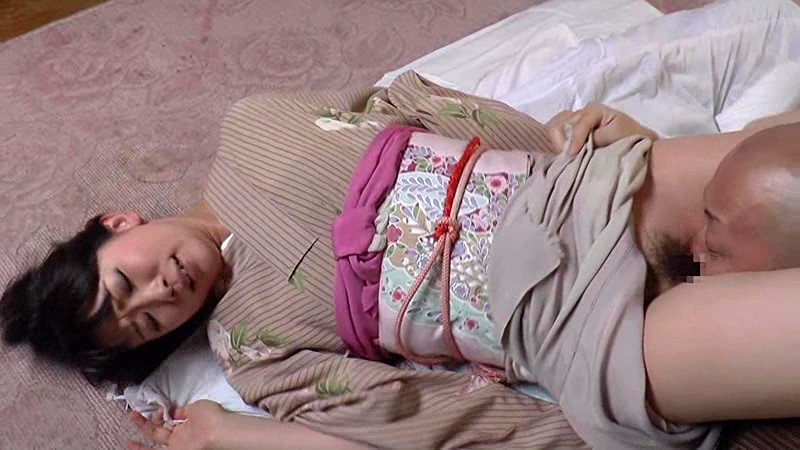 「黒沢那智・藤江由恵・堀北とも 和服姿の美人若女将が魅せる人妻の色気と秘めた情事」のサンプル画像10枚目