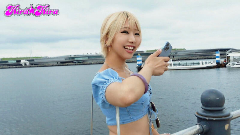 「【巨乳ギャル】ナイトプールで酔った水着美女に中出し＆潮吹きさせるハードピストンSPECIAL」のサンプル画像1枚目