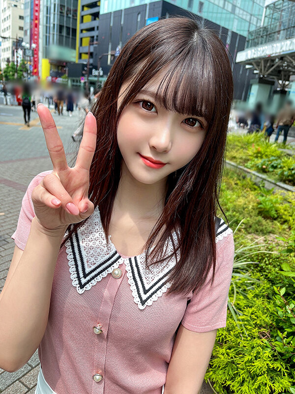 「【素人JD】パイパンスレンダー女子大生あかりちゃん20歳のハメ撮り現場に潜入！撮影後の即ハメ体験」のサムネイル