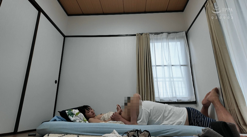 「五十嵐清華・雫月心桜が魅せる熟女人妻の甘い誘惑と禁断の関係に溺れる濃密ドラマ」のサンプル画像2枚目