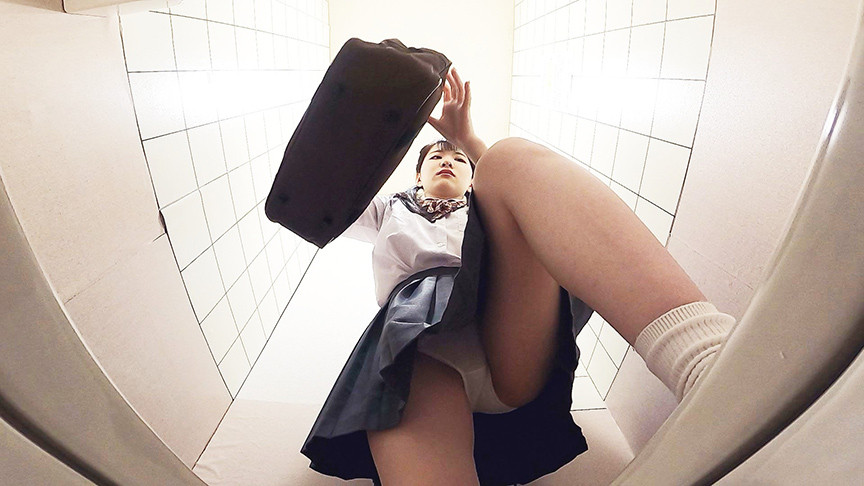 「【素人JK】下校中の発情期女子が見せる過激オナニー流出動画【自撮りマスターベーション】」のサムネイル