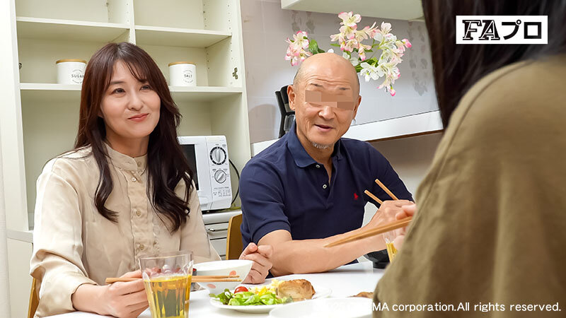 「逢月ひまり・姫川礼子が魅せる母娘の禁断関係 拘束プレイで堕ちていく義理の娘の運命」のサンプル画像2枚目