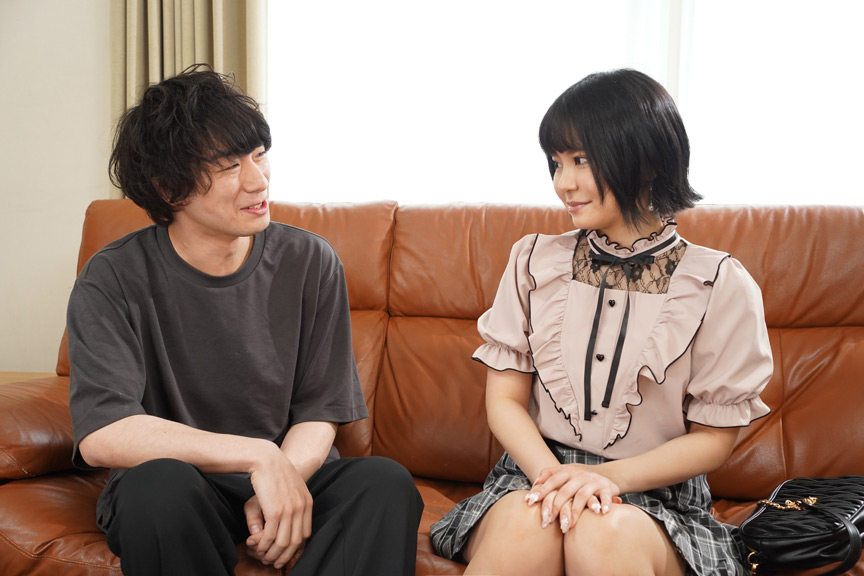 「愛咲ましろ初撮りAVデビュー作品｜童顔美少女の初々しい姿が魅力の注目女優動画」のサムネイル