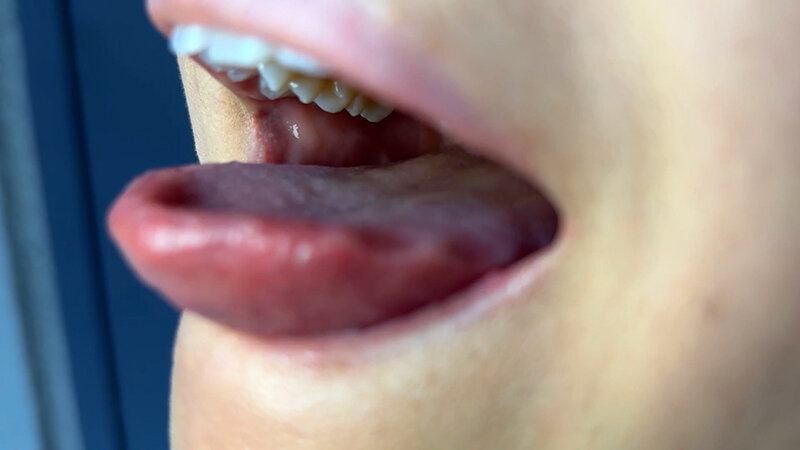 「【素人ナンパ】商社営業のお姉さんれなちゃんに街角で声かけ口内観察に挑戦」のサンプル画像11枚目