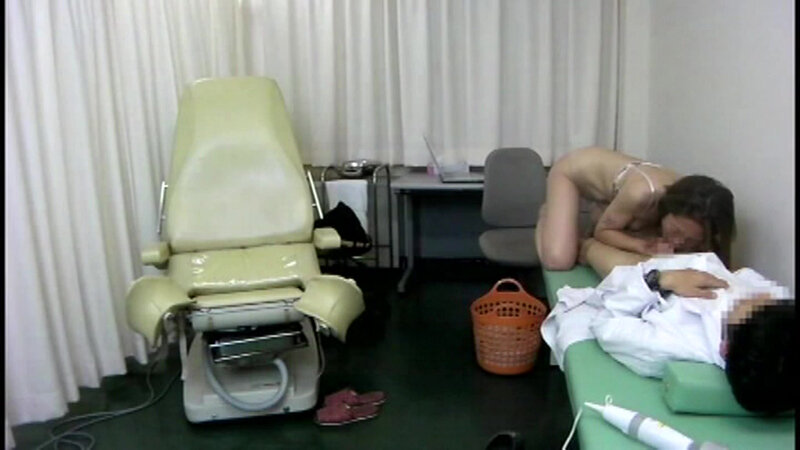 「【素人女性多数】産婦人科診察室の羞恥盗撮映像コレクション|リアルのぞき系ドキュメント」のサンプル画像14枚目