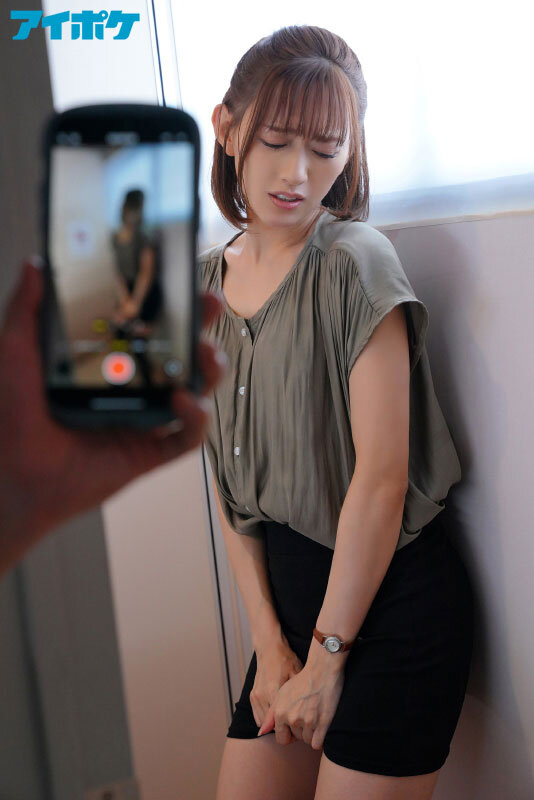 「希島あいりが美人女教師役で中出し×失禁プレイ！スレンダー美脚が魅せる禁断の教壇ドラマ」のサンプル画像2枚目