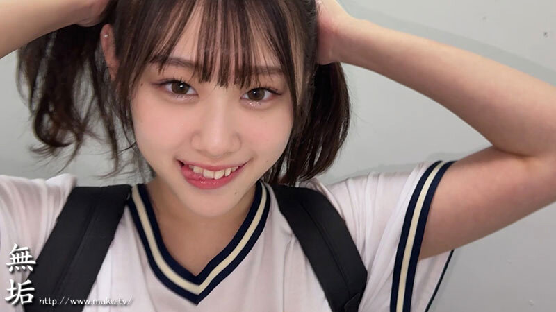 「【素人カップル】汗だく運動部美少女と放尿お漏らし中出しSEX!部活帰り即ハメBEST」のサンプル画像4枚目