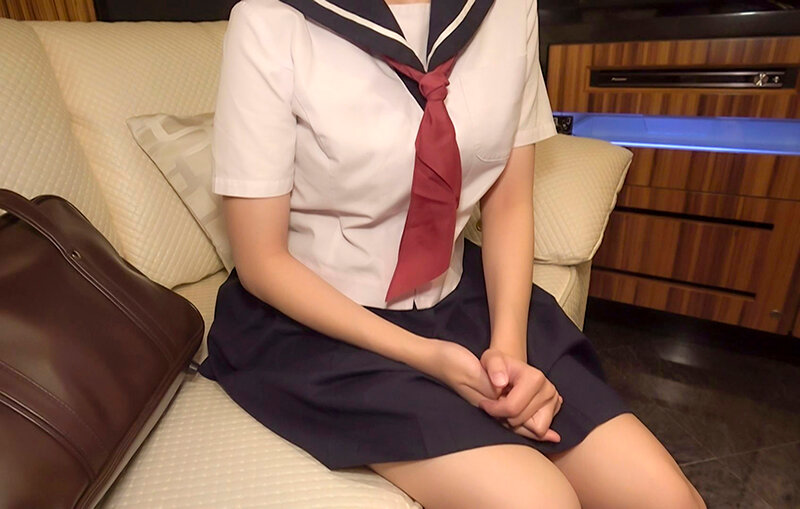 「糸井瑠花 Gカップ巨乳美少女の中出しハメ撮り動画｜水泳部JKの美乳が揺れる濃密映像」のサムネイル