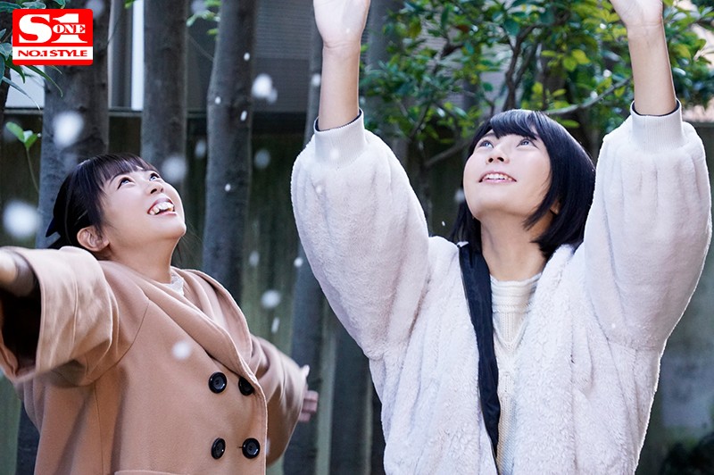 「羽咲みはる・乃木蛍の巨乳美少女従姉妹と3P三昧!里帰り中の濃密な3日間を堪能」のサムネイル