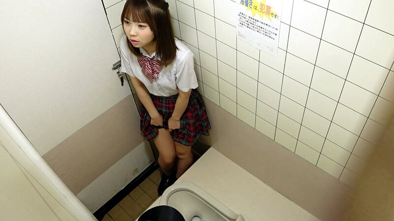 「素人女子校生の下校中オナニー流出動画｜パンチラ＆局部アップの発情期プライベート映像」のサンプル画像3枚目