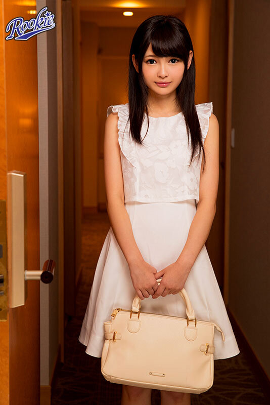 「跡美しゅり8時間BEST|スレンダー美乳の美少女が学生服姿で魅せる厳選シーン集」のサンプル画像6枚目