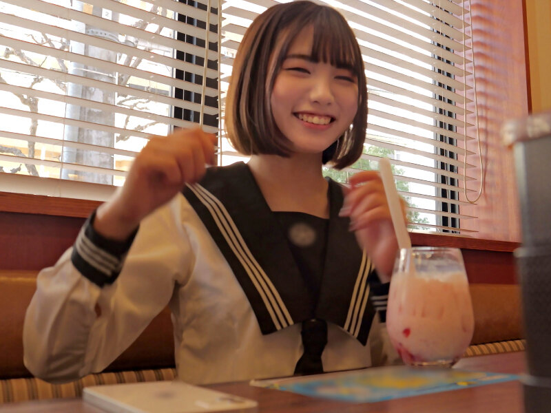 「【素人】巨乳美女4人にローションマッサージからの連続中出し＆大量ぶっかけ【完全保存版】」のサムネイル