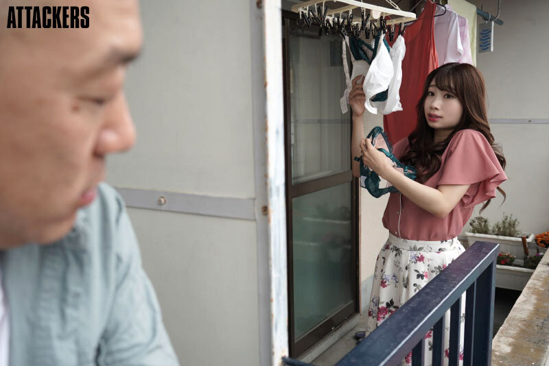 「【加藤結衣】巨乳人妻が隣人に寝取られる NTR好き必見の欲求不満妻の背徳セックス」のサンプル画像10枚目