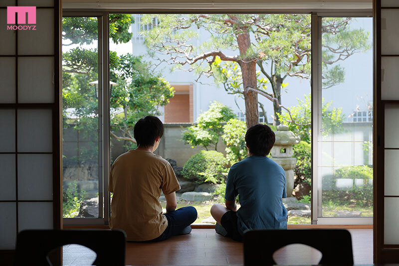 「春陽モカ 巨乳ギャル幼馴染と10年ぶり再会で3P中出し！痴女責めフェラがエロすぎる」のサムネイル