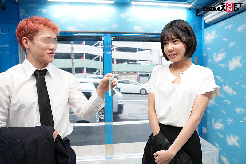 「【素人OL】女上司と混浴で羞恥フェラ！濡れ髪の色気に部下が興奮するマジックミラー号検証」のサンプル画像5枚目